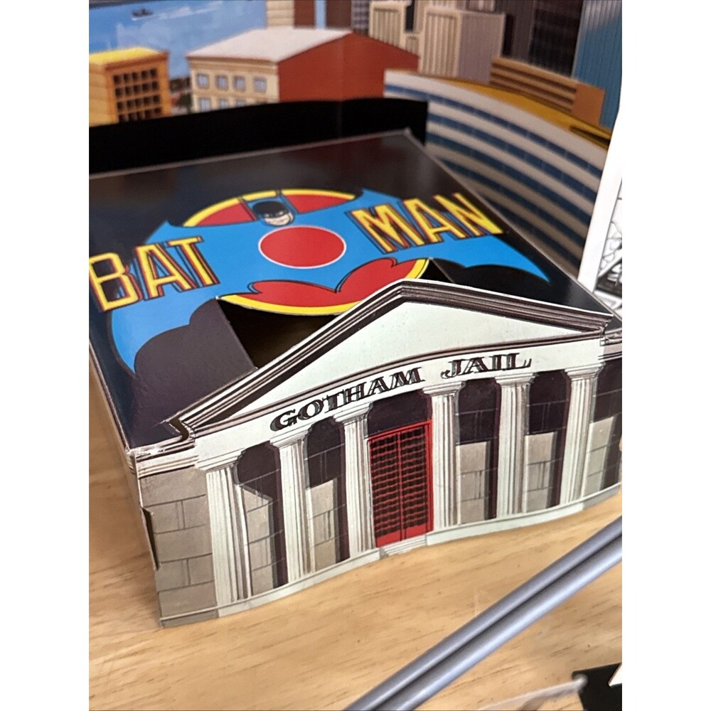 Vintage Remco CSF Batman Batcopter battery operated playset Paper Figures Box - Picture 7 of 15